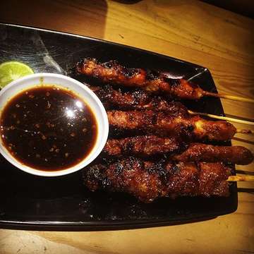 Pork satay à la @gills_cafe 
#myview #chinese #food #pork #dish #satay #cuisine #chef #kitchen #foodie #foodgasmic #delicious #yummy #culinary #kuliner #eat #meal #dinner #taste #original #recipe #pic #photography #foodblogger #foodporn #recommended #best #enjoy #life #bbq
