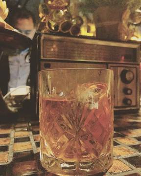 @bakerstreetsocial 
Fashion Boys

#fashionboys #bakerstreetsocial #bakerstreet #oldfashioned #whiskey #syrup #angostura #bitter #bitters #aromatic #orange #glass #cocktails #cocktail #drinks #drinkstagram #bar #speakeasy #bali #seminyak #indonesia #asia #vacation #drunkinqueens #drunkinbali