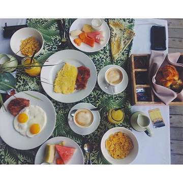 :
■
Another day with delicious breakfast before start the day.
📷 Delicious @more_littlethings
■
#breakfast #delicious #food #beautiful #goodday #ubud #bali