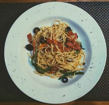 🍝
#foodporn
#spaghettiaglioolio 
#kulinerbsdcity 
#snapseed