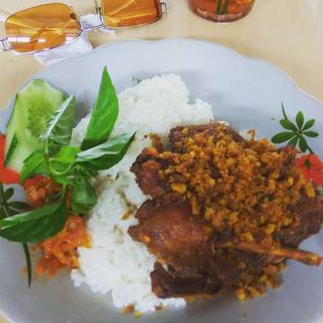 Warung Nasi Bebek Sinjay - photo 3