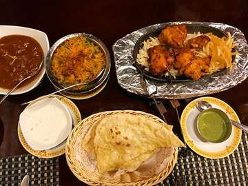 Foodgasm🧡🧡 #foodporn #food #instapic #instadaily #instagood #travel #travelphotography #foodadventures #indianfood #indianrestaurants #ganesharestaurant #ganeshaeksanskriti