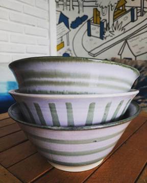 Ramen bowl available at @kopitokobali #ceramic #balipottery #potter #potterinbali #baliceramic #handthrown #handmadepottery #pottery