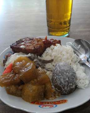 Warung Nasi Gudeg Bu Rini - photo 1