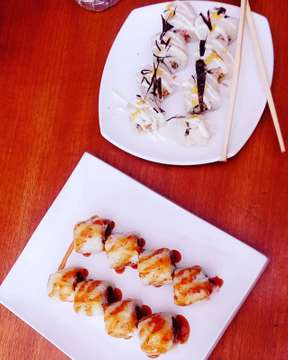 Little treat for myself. Just a small gift 👌
#sushi #bandung #enak #murmer #happyMe #happyTummy #dietMulaiMingdep #sekarangCheatDulu