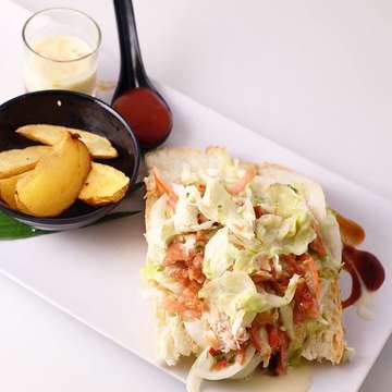 -
Twitch chicken mayo
#tinowarung #food #ubudfood #ubud #bali #chickenmayo #restaurant #warung #thaifusion