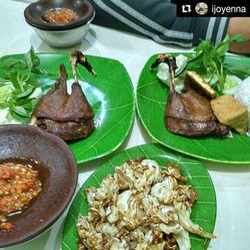 Bebek Goreng H. Slamet - Bintaro