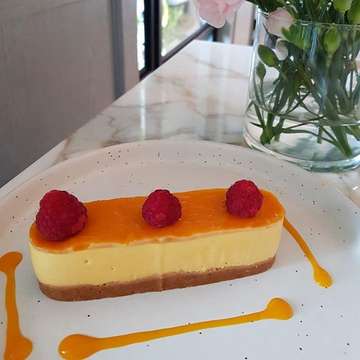EIO Patisserie - photo 2