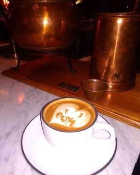 Love nya ga pake baper yaa 😊 
#CoffeeTime 
#gesyegracia 
#theprohibition 
#prohibitionasia
