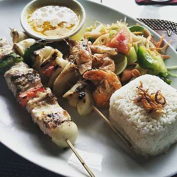 Mixed seafood with rice