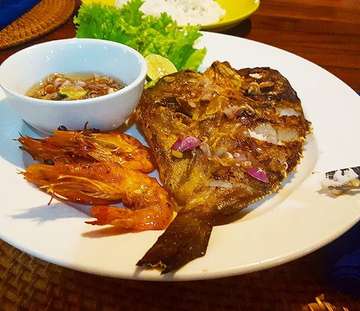 Best seafood in town at @bawangmerahnusadua #jimbaran #baliindonesia #sekarjagatspa #foodporn