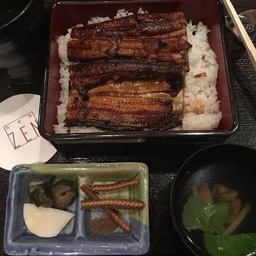 Happy tummy happy baby 😁 Thanks for the #lunch big bro ❤️#unagi #unagiset #japanesefood #ilovefood #ilovetoeat