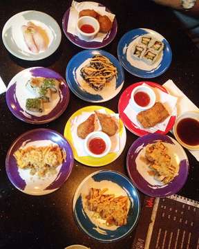 Sushi night! @sushimi.bali 🐙🍙🍢🍣🍱 can't stop won't stop!