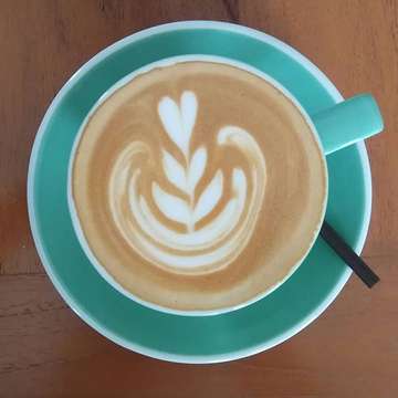 Meet talk coffe

#coffeeshop
#coffeetime
#coffee
#djiofficial 
#mac
#macbookpro
#iphonex
#vida #bekasi #bekasikeren #capucino #bekasikeren #artcoffee #rentaldrone #jasaliputan #jasa #like
