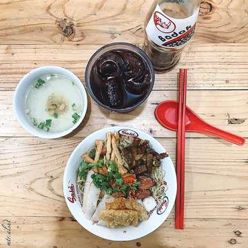 It's been a while since i ate this "Bakmi Kepiting" @bakmialit 🤤
#wtfoodie #wtfoodies #snapfoodie #starvingorstuffed #snaptasterepeat #eatfoodie #eatpostrepeat #mytummyrules #keluarmakan