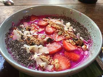 #organic#breakfast#fruitbowl