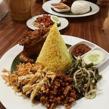 Ordered: Nasi Kuning
At @balelombok