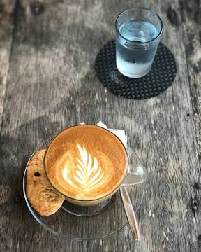 #goodmorning#fuzion#cappuccino#coffee#breakfast#morning#coffeelover#eatpraylove @fuzioncafeubud ☕️
