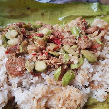 Terpuaskan makan Nasi Bakar terenakkkkkk di Makassar 😋😋 #nasibakarenak #nasibakarpete #kulinermakassar
