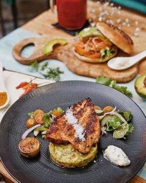 Enjoy quality food in the heart of Seminyak at GRAIN @grainbali ❤ Plus, enjoy 1 for 1 on main course items or beverage with the #ENTERTAINERapp Bali. #SaveWithASmile