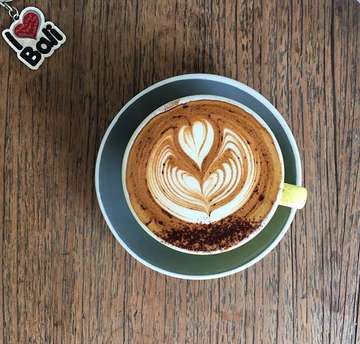 Traditional #Sunday coffee ☕️ @monkeycaveubud #goodmorning#cappuccino#ilovebali#bali#udud#eatpraylove