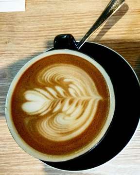 "‪‎Cuma segelas kopi yg bercerita kepadaku bahwa yg hitam tak selalu kotor dan yg pahit tak selalu menyedihkan."
#coffee #coffeewithfriends #mochalatte #blackcoffee #ilovecoffee #allaboutcoffee #favecoffee #coffeeeveryday ☕😍