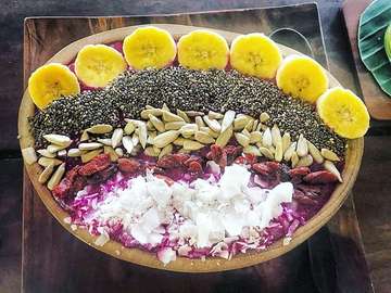 UBUD, INDONESIA |  Dragon Fruit Smoothie Bowl- Fresh dragon fruit smoothie topped with banana, coconut, chia seeds, sunflower seeds and goji berries. Beware, extremely tasty and highly addictive | Price: €

#culturehungry #fresh #ubud #wellness #foodie #foodforthought #foodstory #foodculture #eatwell #foodreview #yougottoeatthis #foodbeast #foodstory #healthyfood #healthybreakfast #healthyeating #wellnesstravel #vegan #vegetarian #wholefood #raw