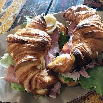 Brunch at Cafe Moka in Sanur. Amazing croissants!