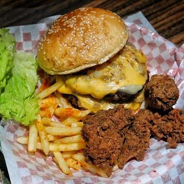 Biggy's - photo 1