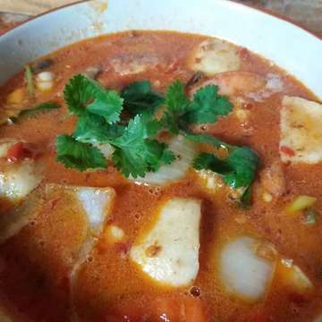 #culinary #asiancrispysalad #tomyumnoodles #chickencashew #thaifood #yummy #delicious #foodporn #foodgasm #foodie #mustry #fatchowbali #kutabali #makanterus #nodiet #dontcountcalories #latepost