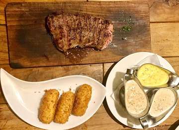 Chateaubriand with croquette, Jakarta, March 2018. #koikemang