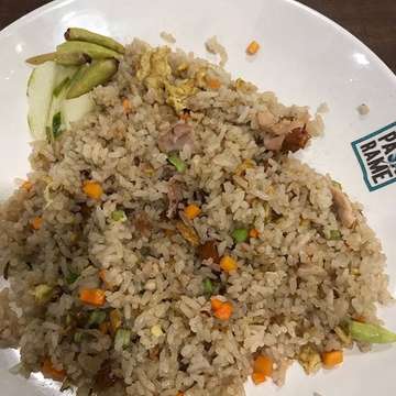 That gejrotny email. Duck fried rice not really. Taste below average