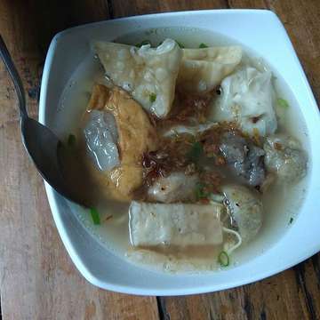 #weekend 
#qualitytime 
#jalanjalancarimakan