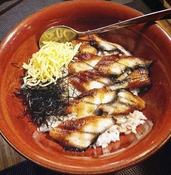 Unagi Don 🍜
.
.
.
#food #japanesefood #unagi #yummy #nomnom #dinnertime