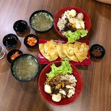 Yong He Noodle House - photo 8