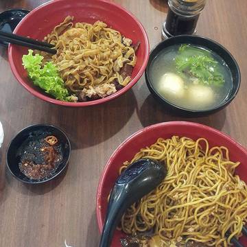 Yong He Noodle House - photo 5