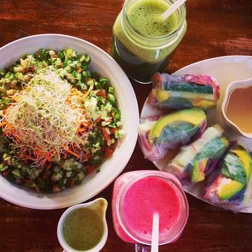 Bali well and truly has our heart🌏👌🍉 @thebalibible #zulabali #soulfood #beachcafe
