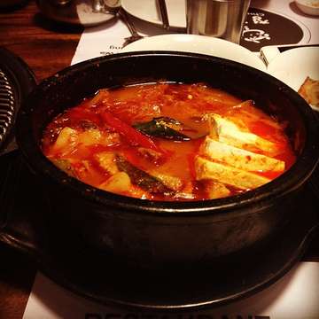 Dinner with @s_kristiee #koreanfood#superyummy#satisfied#kimchijjgae