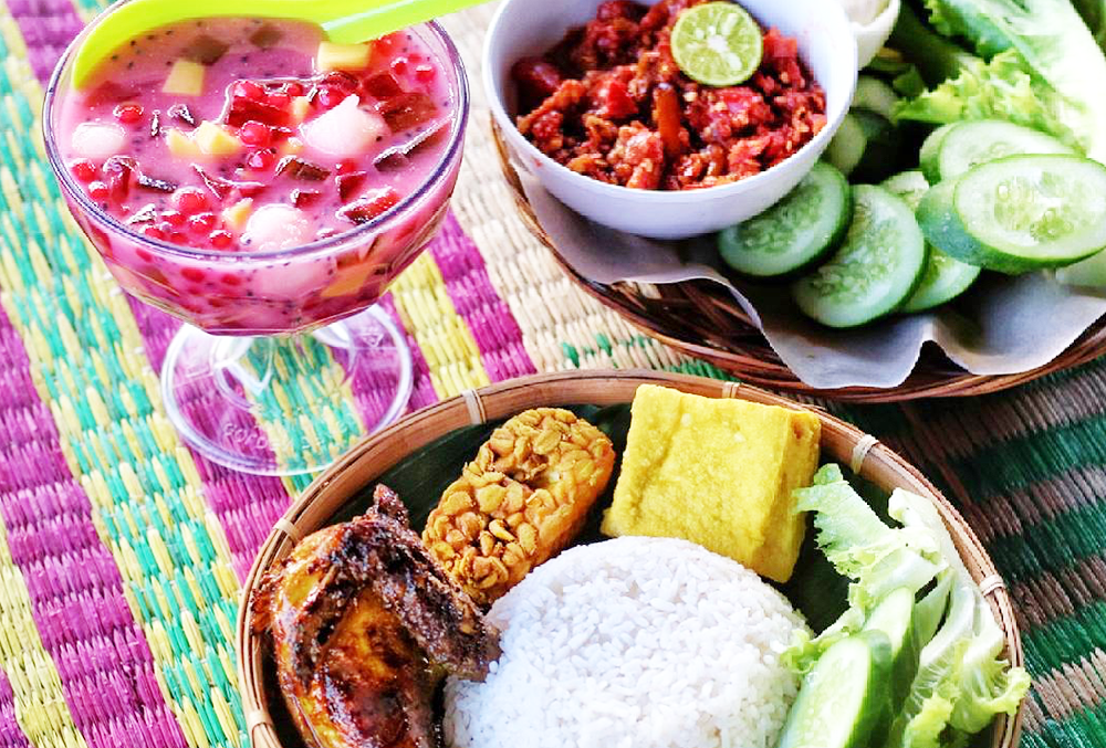 Spot Ayam Goreng yang Rasanya Paling Jempolan Di Bandung