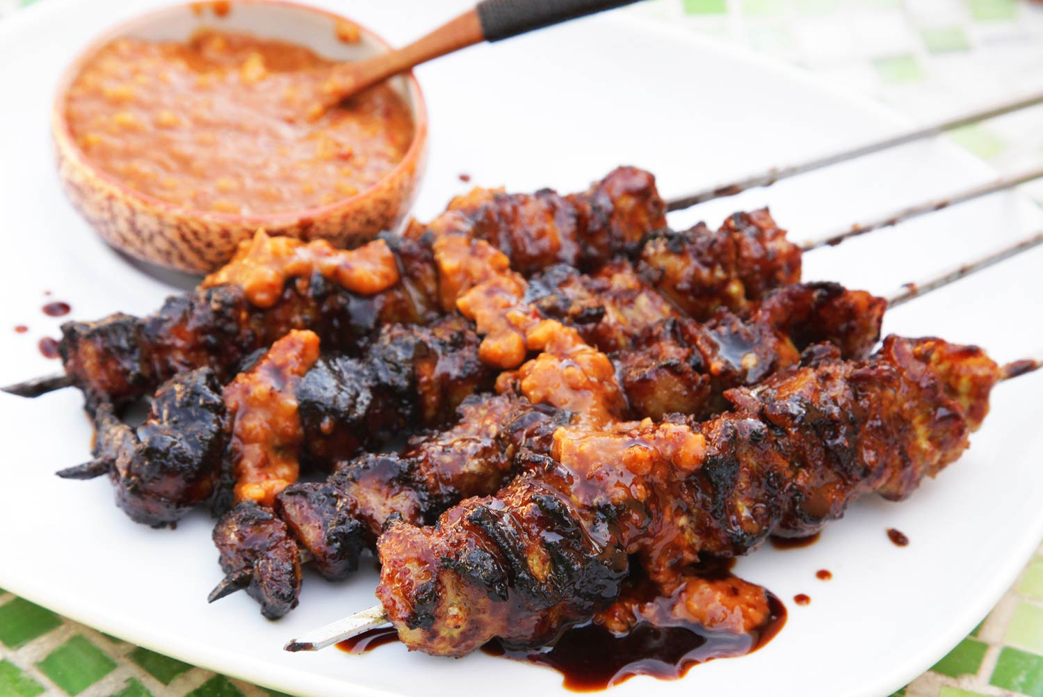 9 sate babi